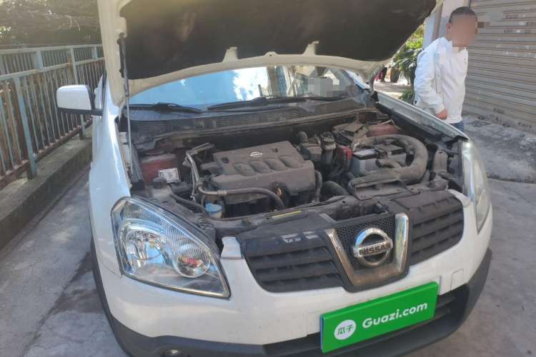 Used Nissan Qashqai 2010 20X LE CVT 2WD Engine Bay Right