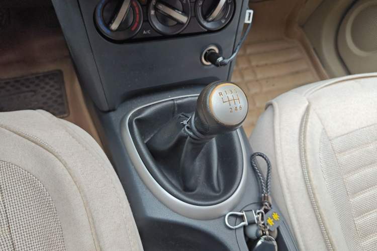Used Nissan Qashqai 2010 20S Fire 6MT 2WD Gear Lever