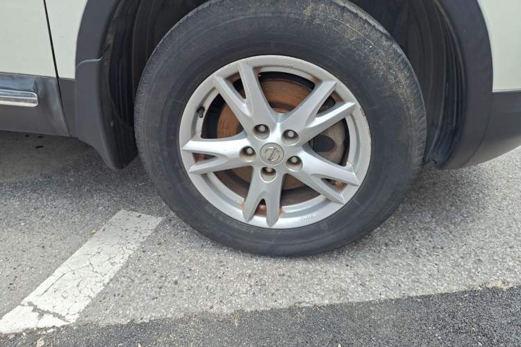 Used Nissan Qashqai 2010 20S Fire 6MT 2WD Right Front Wheel Hub