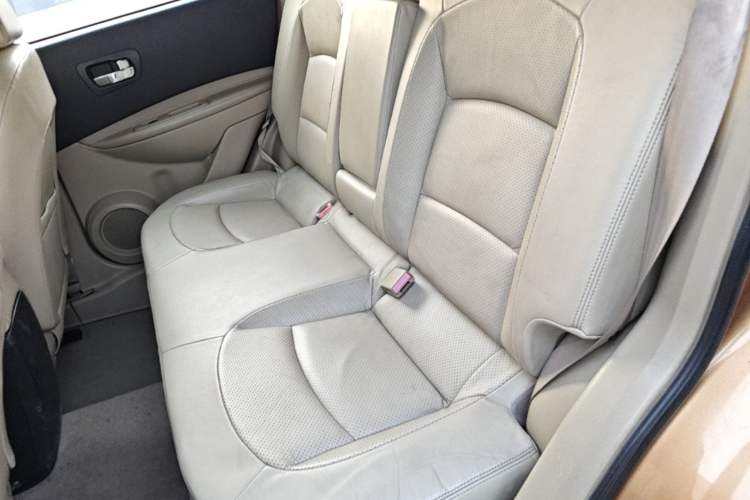 Used Nissan Qashqai 2010 20XFOUR Dragon CVT 4WD Left Rear Seat