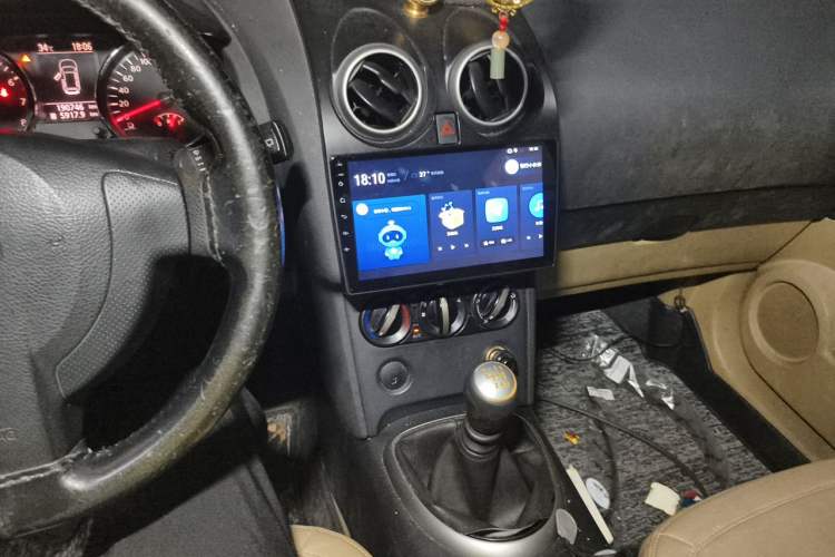 Used Nissan Qashqai 2011 2.0 XL Fire 6MT 2WD Audio And AC Panel