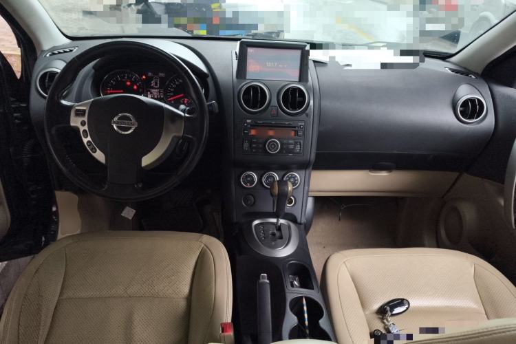 Used Nissan Qashqai 2011 2.0 XV Lea CVT 2WD Center Console