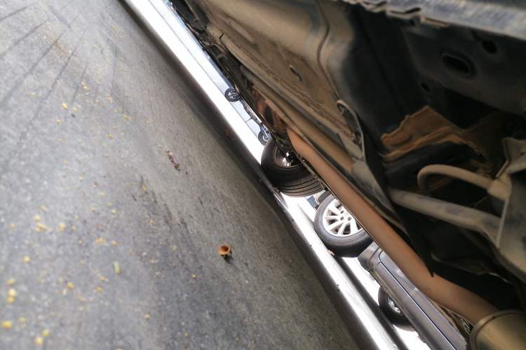 Used Nissan Qashqai 2011 2.0 XL Fire CVT 2WD Chassis Rear Left