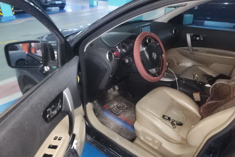 Used Nissan Qashqai 2011 2.0 XV Lea CVT 2WD Driver Seat