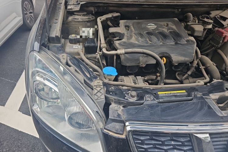 Used Nissan Qashqai 2011 2.0 XL Fire 6MT 2WD Engine Bay Right