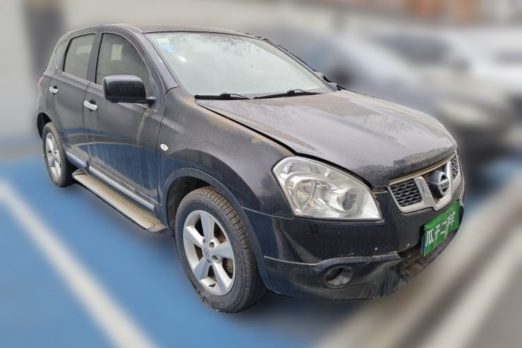 Used Nissan Qashqai 2011 2.0 XV Lea CVT 2WD Front Right 45 Deg