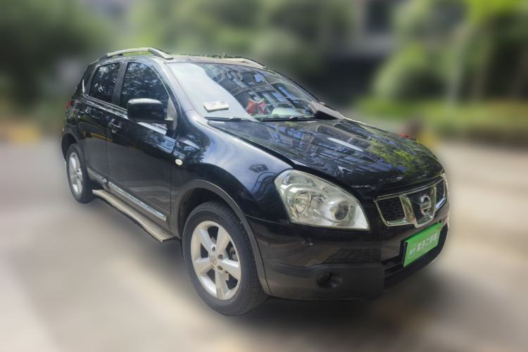 Used Nissan Qashqai 2011 2.0 XV Lea CVT 2WD Front Right 45 Deg