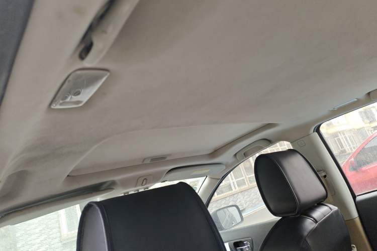 Used Nissan Qashqai 2011 2.0 XV Lea CVT 2WD Headliner
