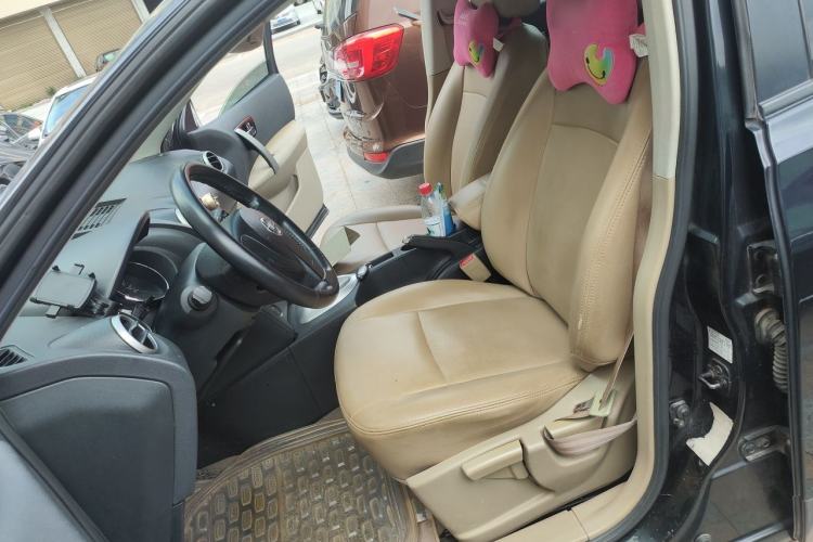 Used Nissan Qashqai 2011 2.0 XL Fire CVT 2WD Left Front Seat
