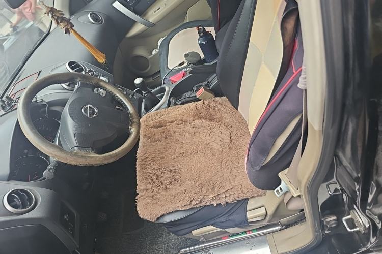 Used Nissan Qashqai 2011 2.0 XL Fire 6MT 2WD Left Front Seat