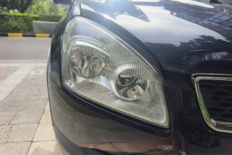 Used Nissan Qashqai 2011 2.0 XV Lea CVT 2WD Right Front Headlight
