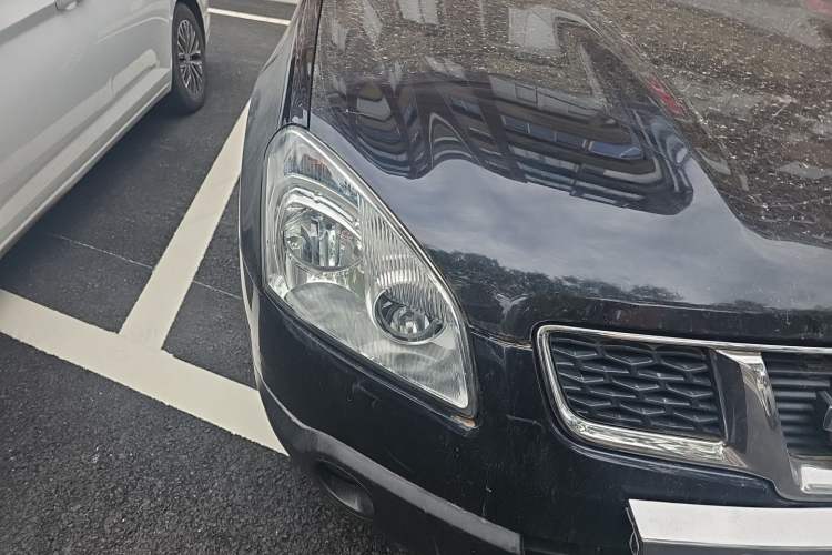 Used Nissan Qashqai 2011 2.0 XL Fire 6MT 2WD Right Front Headlight