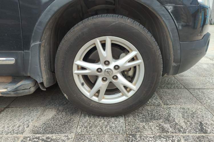 Used Nissan Qashqai 2011 2.0 XL Fire CVT 2WD Right Front Wheel Hub