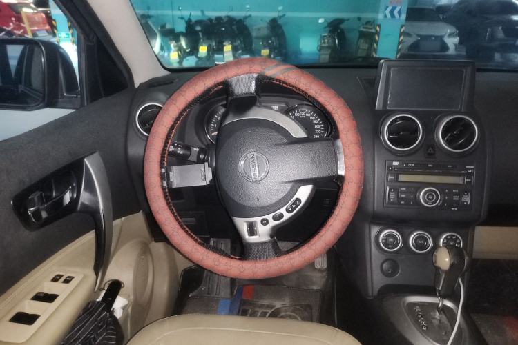 Used Nissan Qashqai 2011 2.0 XV Lea CVT 2WD Steering Wheel