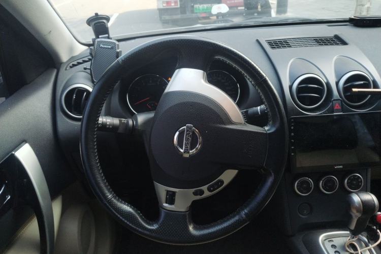 Used Nissan Qashqai 2011 2.0 XV Lea CVT 2WD Steering Wheel