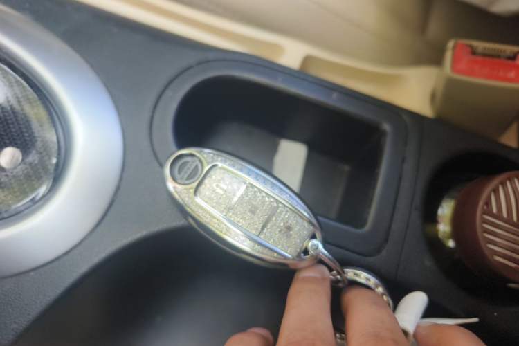Used Nissan Qashqai 2011 2.0 XV Lea CVT 2WD Vehicle Key