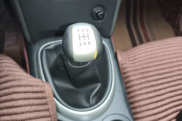 Used Nissan Qashqai 2011 1.6XE Wind 5MT 2WD Gear Lever
