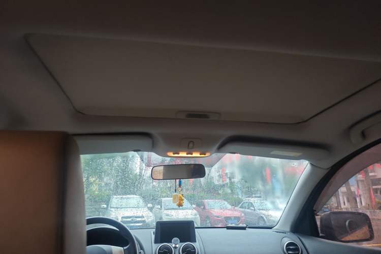 Used Nissan Qashqai 2011 2.0 XV Lea CVT 2WD Headliner
