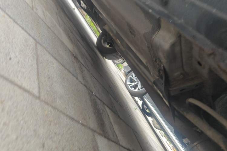 Used Nissan Qashqai 2011 2.0 XL Fire 6MT 2WD Chassis Rear Left