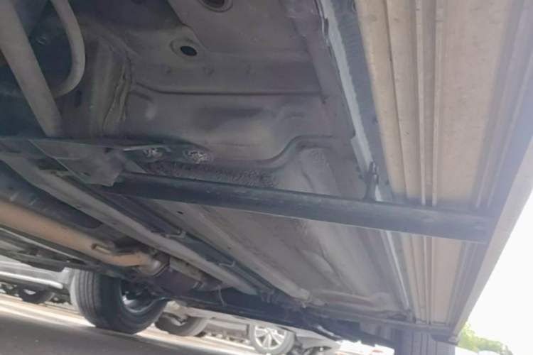 Used Nissan Qashqai 2011 2.0 XL Fire 6MT 2WD Chassis Rear Right