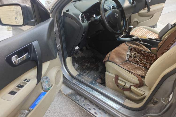 Used Nissan Qashqai 2011 1.6XE Wind 5MT 2WD Driver Seat