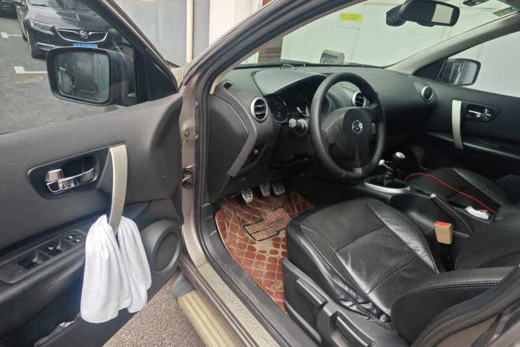 Used Nissan Qashqai 2011 2.0 XL Fire 6MT 2WD Driver Seat