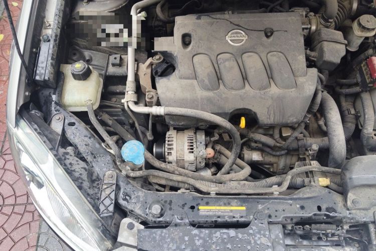 Used Nissan Qashqai 2011 2.0 XL Fire CVT 2WD Engine Bay Right