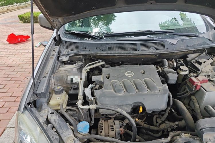 Used Nissan Qashqai 2011 2.0 XL Fire CVT 2WD Engine Bay Right