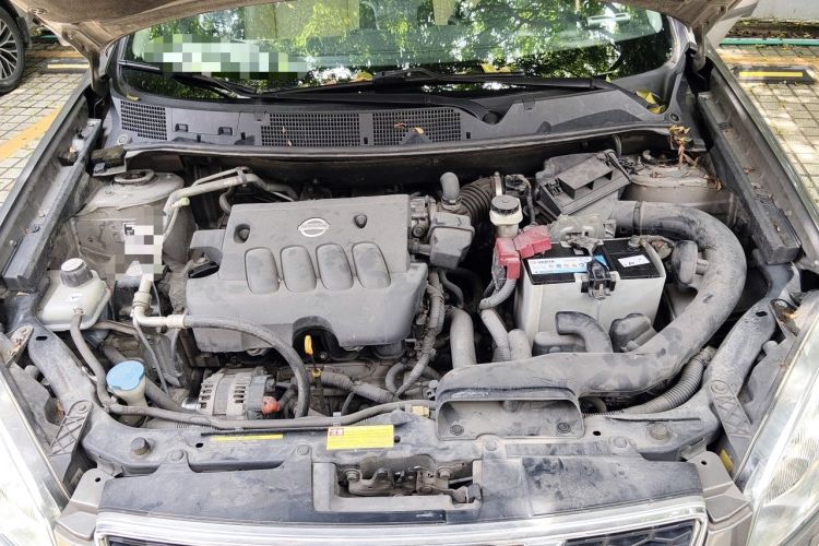 Used Nissan Qashqai 2011 2.0 XV Lea CVT 2WD Engine Bay