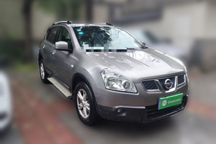Used Nissan Qashqai 2011 2.0 XL Fire CVT 2WD Front Right 45 Deg