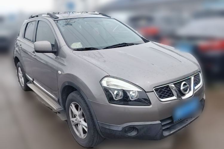 Used Nissan Qashqai 2011 2.0 XL Fire 6MT 2WD Front Right 45 Deg