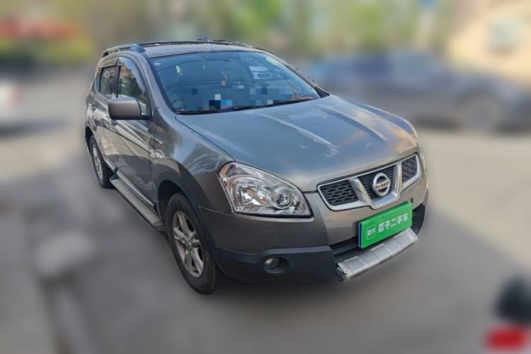 Used Nissan Qashqai 2011 2.0 XL Fire CVT 2WD Front Right 45 Deg