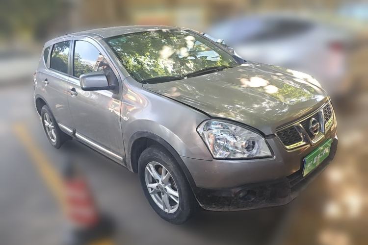 Used Nissan Qashqai 2011 2.0 XL Fire CVT 2WD Front Right 45 Deg