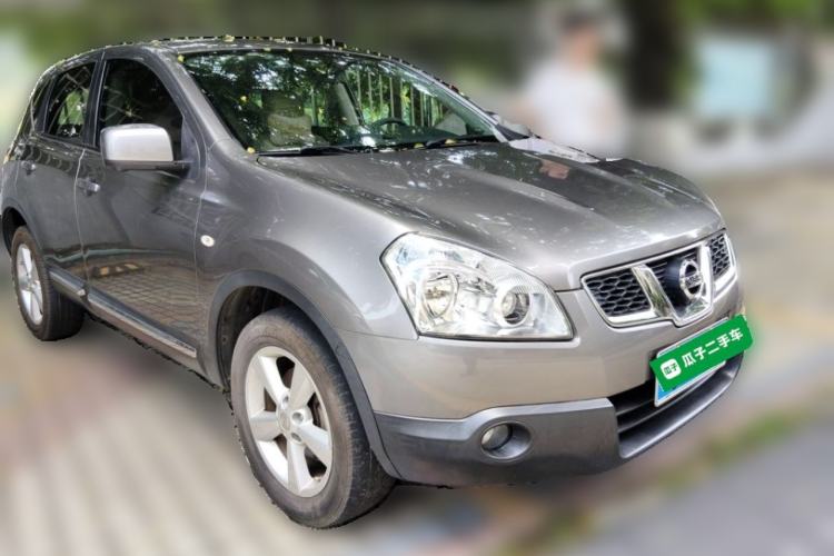 Used Nissan Qashqai 2011 2.0 XV Lea CVT 2WD Front Right 45 Deg