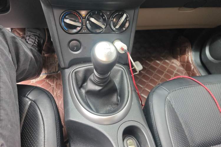Used Nissan Qashqai 2011 2.0 XL Fire 6MT 2WD Gear Lever