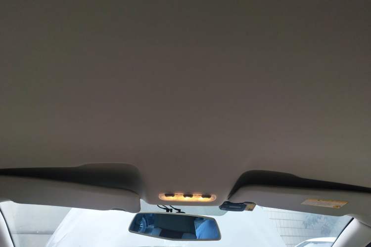 Used Nissan Qashqai 2011 2.0 XL Fire CVT 2WD Headliner