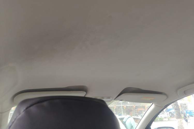 Used Nissan Qashqai 2011 2.0 XL Fire 6MT 2WD Headliner