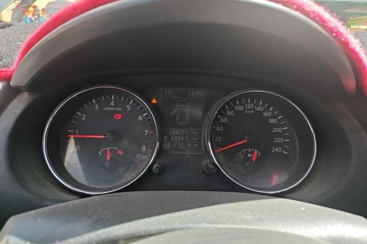 Used Nissan Qashqai 2011 2.0 XL Fire CVT 2WD Instrument Cluster