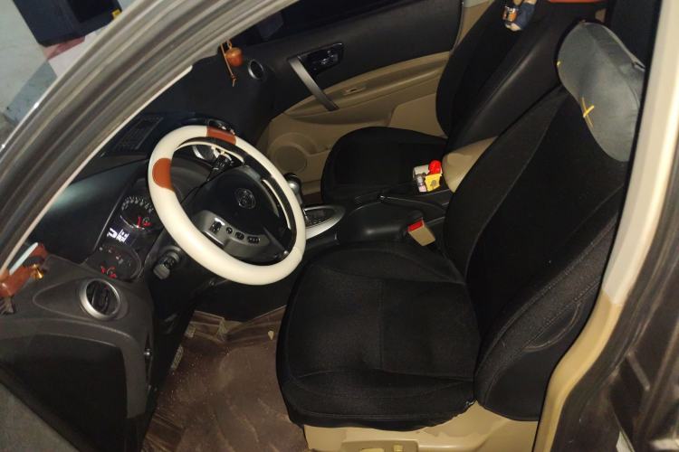 Used Nissan Qashqai 2011 2.0 XV Lea CVT 2WD Left Front Seat