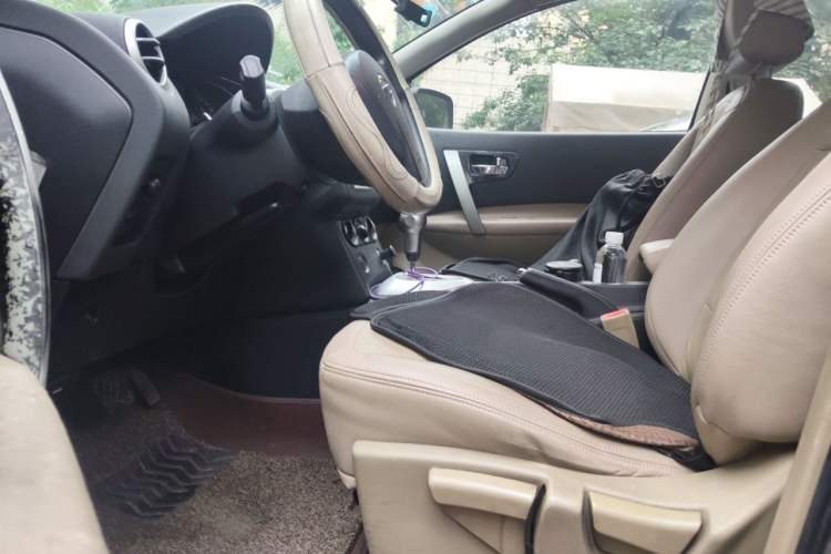Used Nissan Qashqai 2011 2.0 XL Fire CVT 2WD Left Front Seat