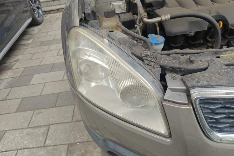 Used Nissan Qashqai 2011 2.0 XL Fire 6MT 2WD Right Front Headlight