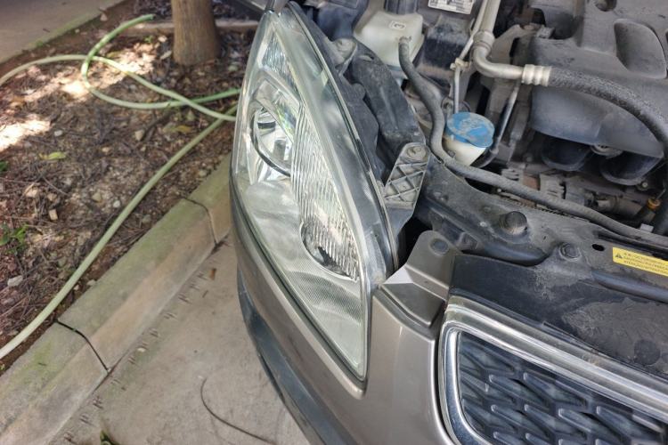 Used Nissan Qashqai 2011 2.0 XL Fire CVT 2WD Right Front Headlight