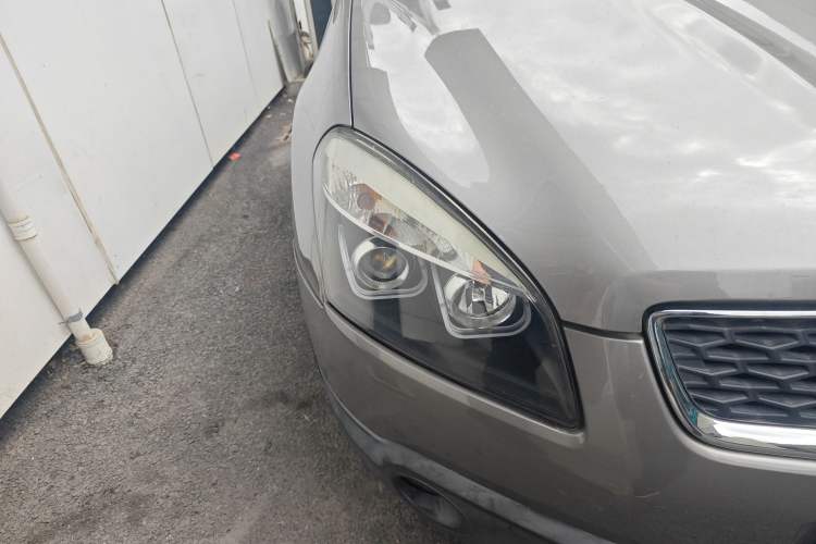 Used Nissan Qashqai 2011 2.0 XL Fire 6MT 2WD Right Front Headlight