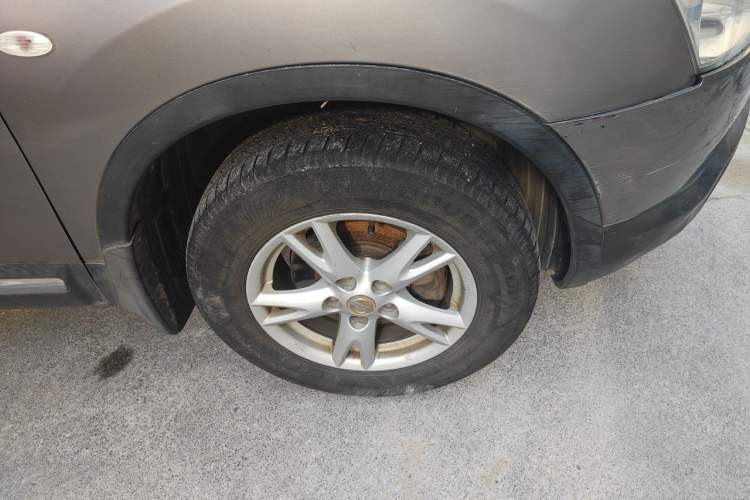 Used Nissan Qashqai 2011 1.6XE Wind 5MT 2WD Right Front Wheel Hub