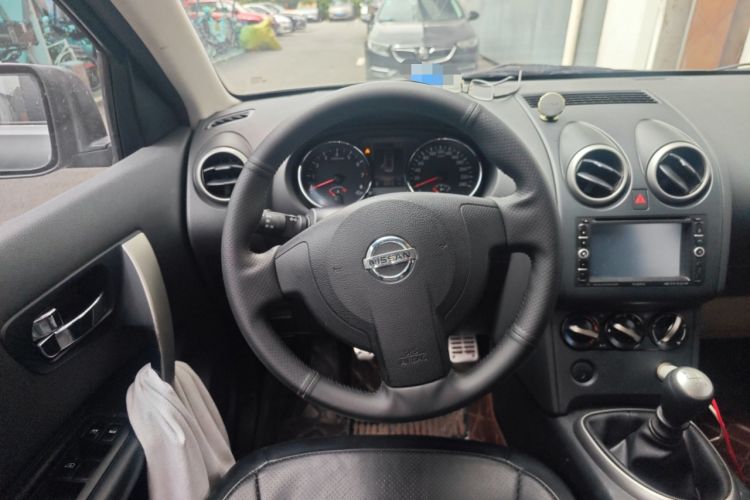 Used Nissan Qashqai 2011 2.0 XL Fire 6MT 2WD Steering Wheel