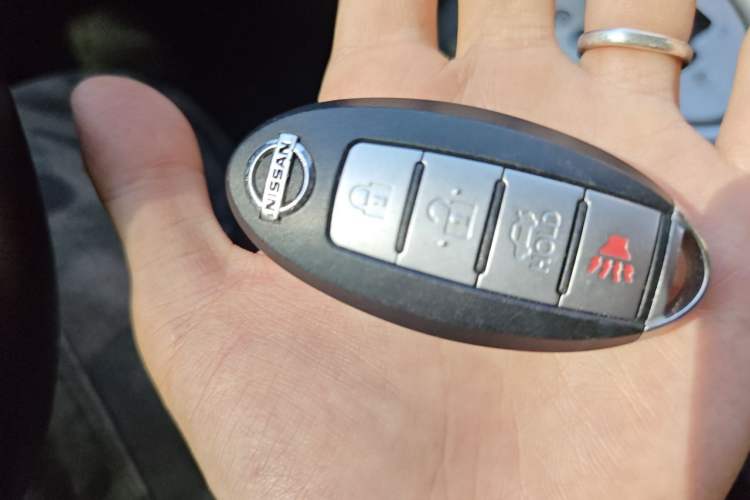 Used Nissan Qashqai 2011 2.0 XL Fire CVT 2WD Vehicle Key