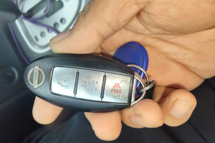 Used Nissan Qashqai 2011 2.0 XL Fire CVT 2WD Vehicle Key