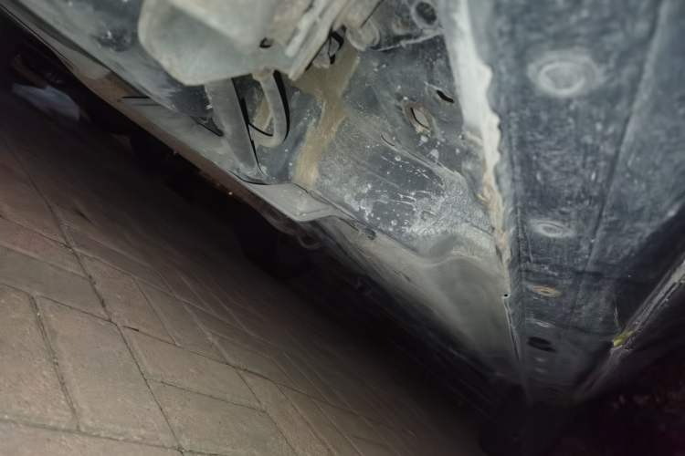 Used Nissan Qashqai 2011 2.0 XL Fire CVT 2WD Chassis Rear Right