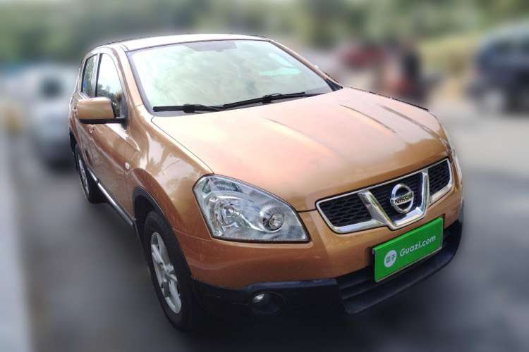 Used Nissan Qashqai 2011 2.0 XL Fire CVT 2WD Front Right 45 Deg