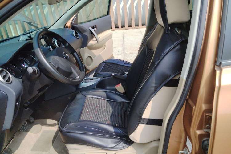 Used Nissan Qashqai 2011 2.0 XL Fire CVT 2WD Left Front Seat